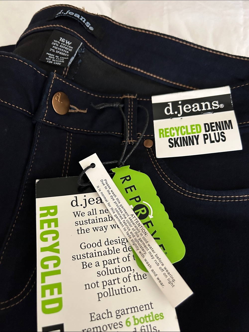 d. jeans Stretch Skinny Jeans
Super dark rinse blue, super soft black dark hope - Picture 7 of 11